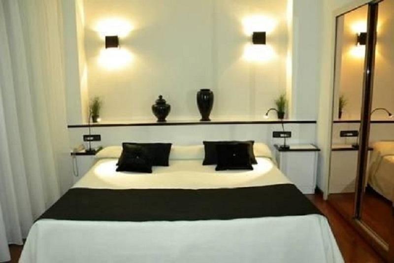Hotel Air Penedes ヴィラフランカ・デル・ペネデス エクステリア 写真